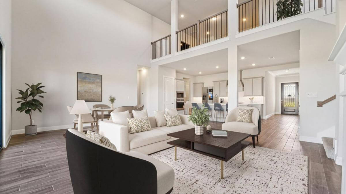 5426 Timpson - Great Room