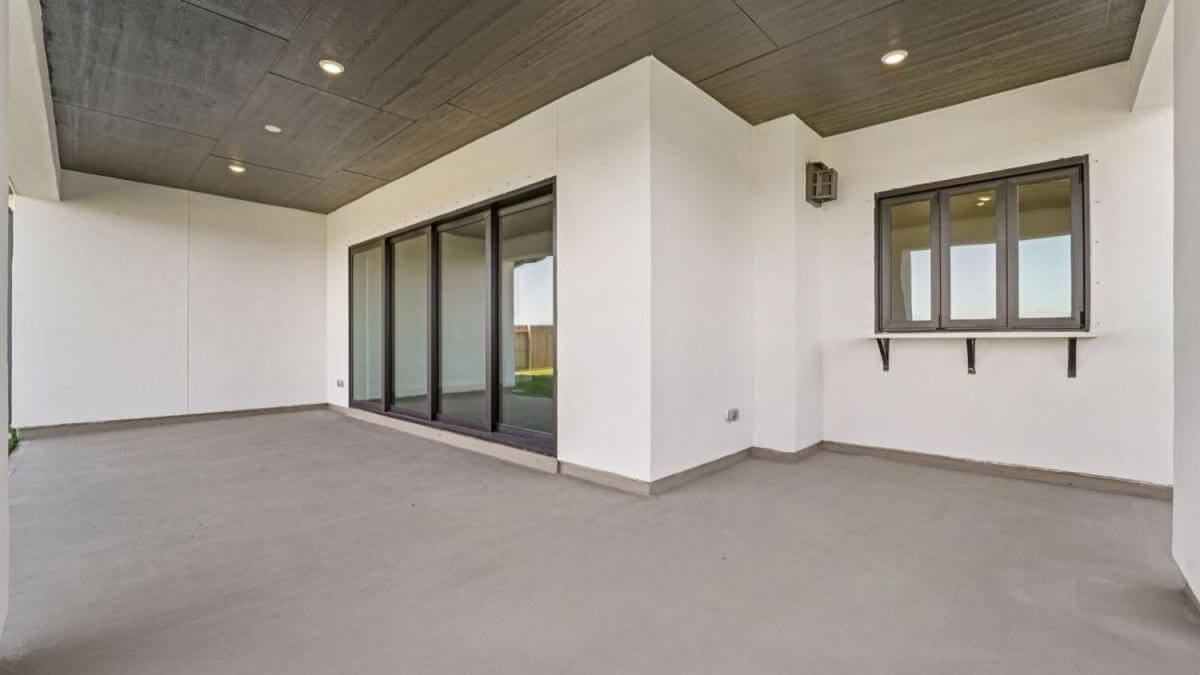 5426 Timpson - Patio